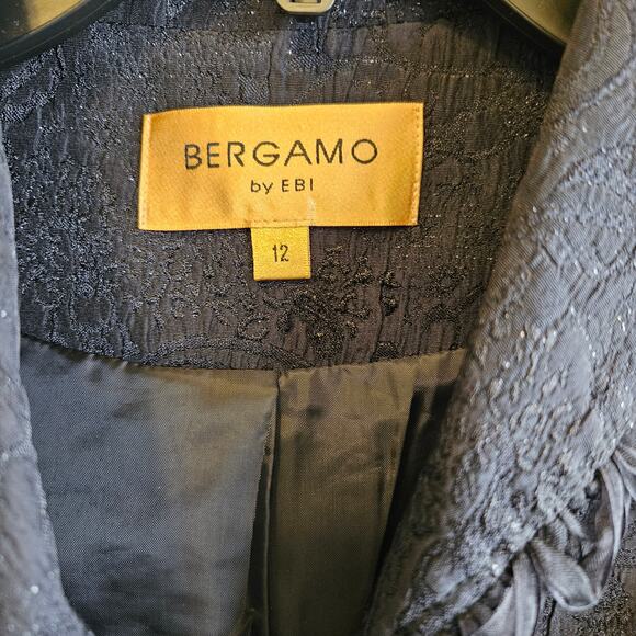 Bergamo ladies 2 piece black skirt suit - size 12 - Picture 3 of 8